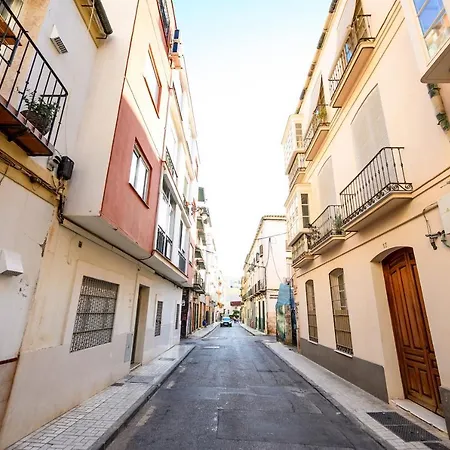 Apartment Modern 3 Bedroom, Center With Patio & High Ceilings By 10tosea Malaga